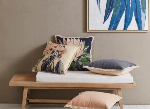 Cushions and Wall&nbsp;Art